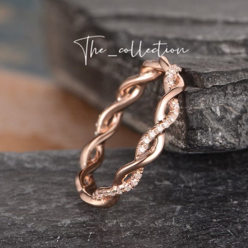 ROSE GOLD INFINITY DIAMOND RING